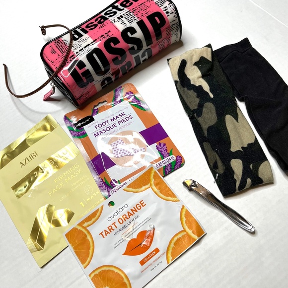 ❤️3/$30! Makeup Bag Bundle Zip Pink Around Face Foot Masks Rhinestone Headbands - Picture 3 of 12